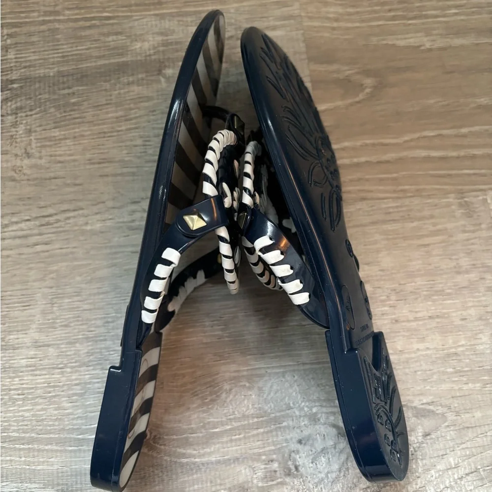๐JACK ROGERS cute navy flip flops! - Picture 4 of 8